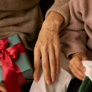 Minimalism Small 3D Initial Heart Charm Bracelet, Personalized Family Bracelet, Ladies Bracelet