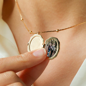Personalized Butterfly Shell Photo Locket Necklace,Memorial Jewelry