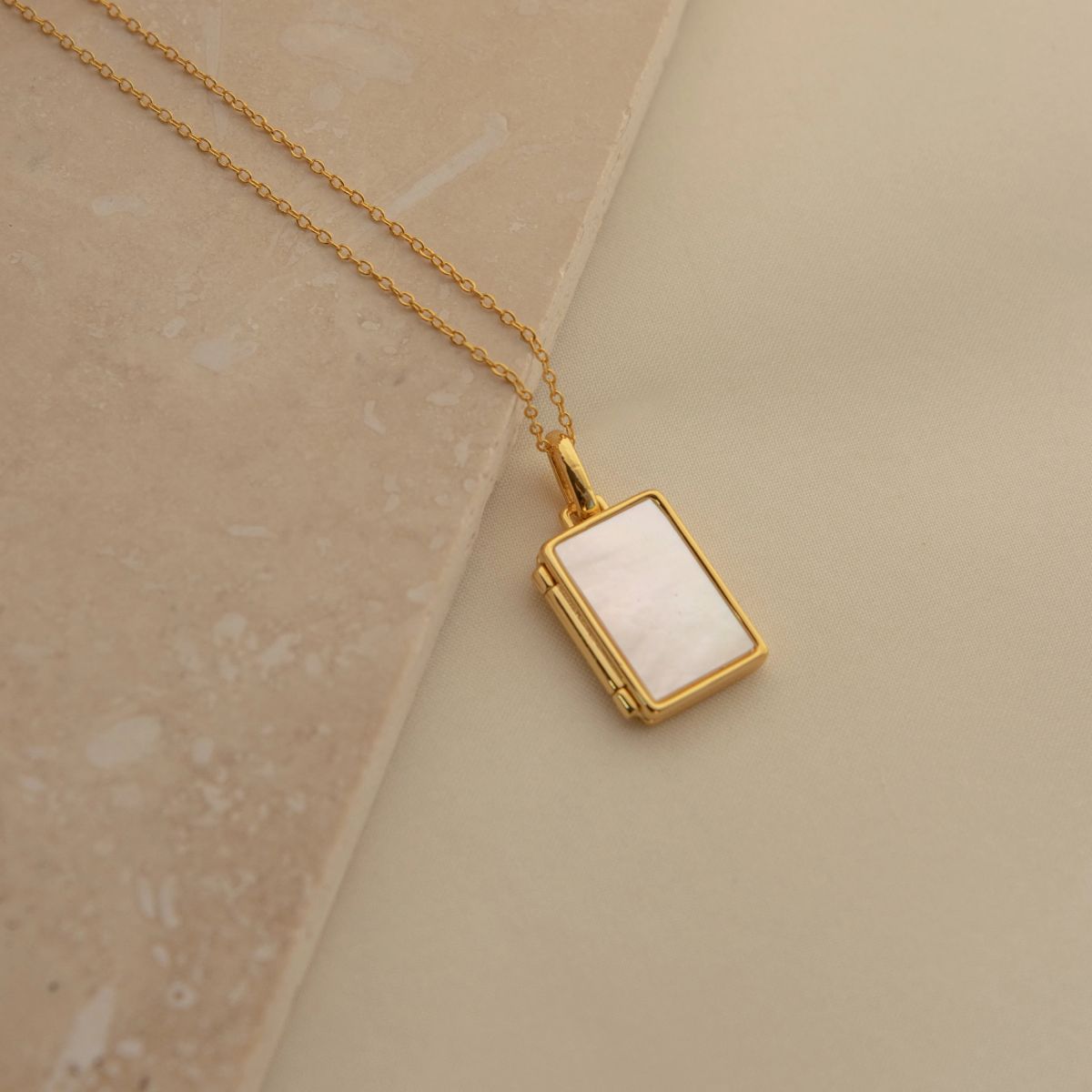 Personalized Photo Pearl Locket Necklace