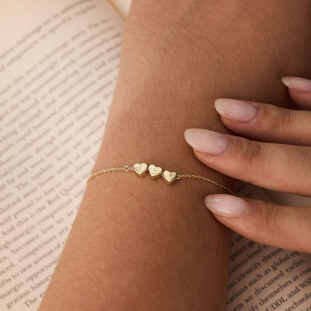 Minimalism Small 3D Initial Heart Charm Bracelet, Personalized Family Bracelet, Ladies Bracelet