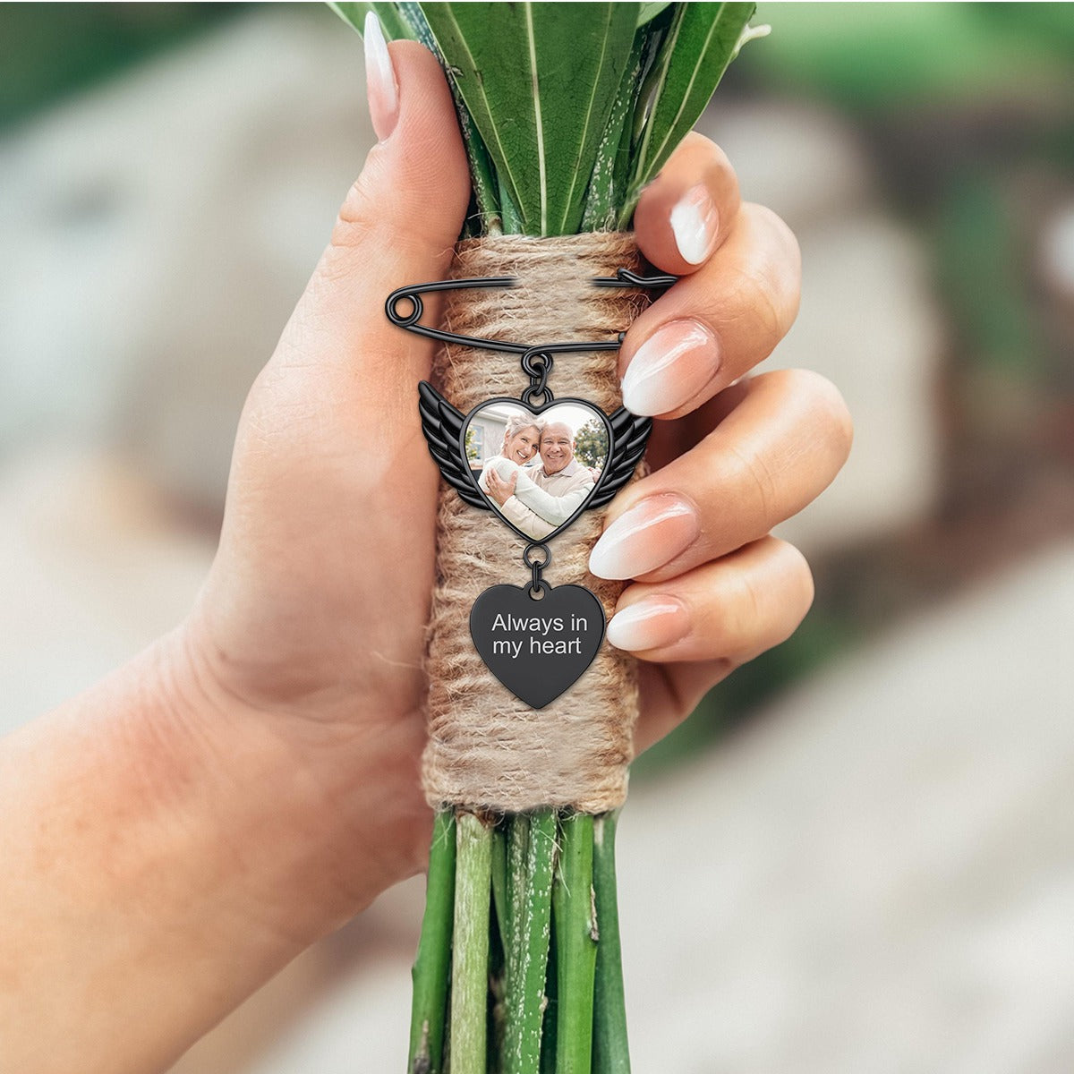 Personalized Angel Wing Wedding Bouquet Heart Picture Charms Brooch Pins