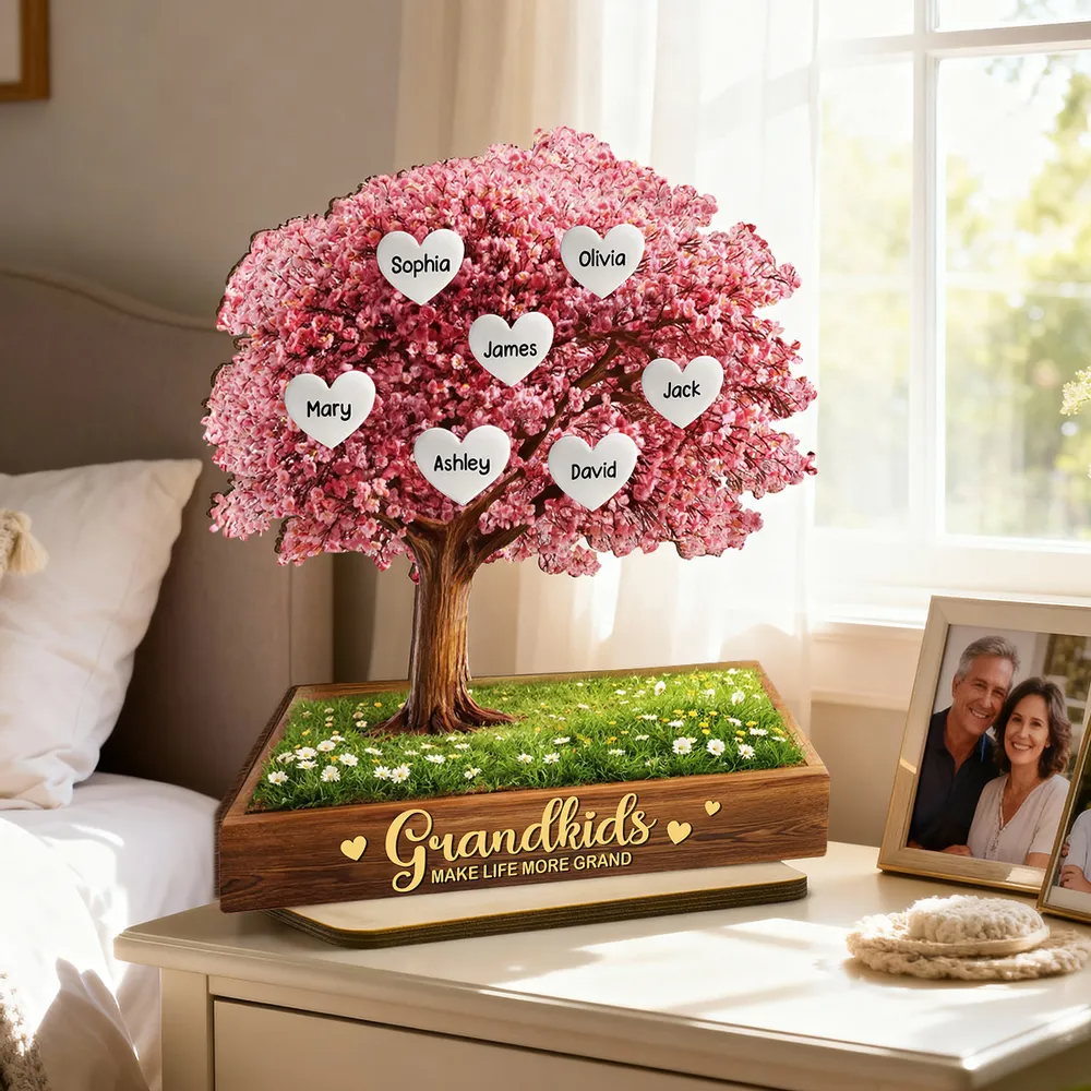 Grandkids Make Life More Grand Family Heart Tree - Personalized Wooden Plaque - Heartfelt Gift for Grandma