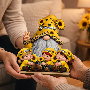 Grandma & Grandkids Sunflower - Personalized Wooden Plaque - Sentimental Gift for Grandma