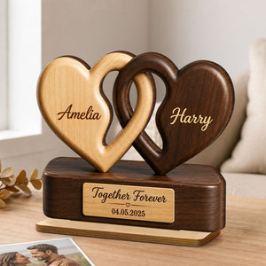 "Interlocking Hearts" Romantic Couple – Personalized Wooden Plaque | Anniversary Gift For Couples