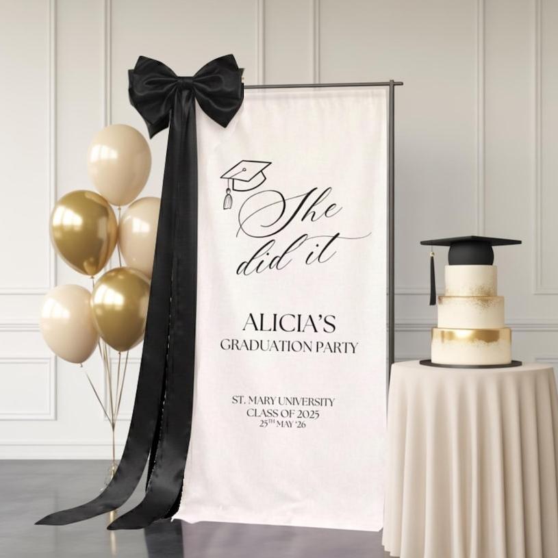 She Did It!Personalized Graduation Banner, Custom 2026 Graduate Name Welcome Sign