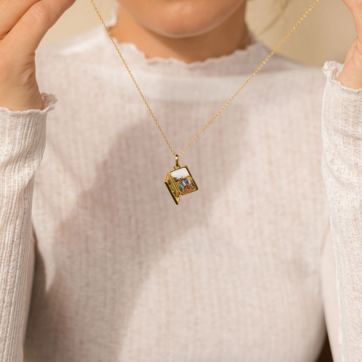 Personalized Photo Pearl Locket Necklace