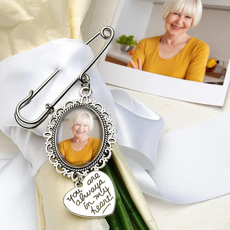 Personalized Wedding Bouquet Picture Charms Brooch Pins