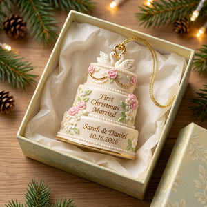 Personalized Wedding Cake First Christmas Married Ornament - Custom Couple Names & Wedding Date Keepsake Christmas Gift