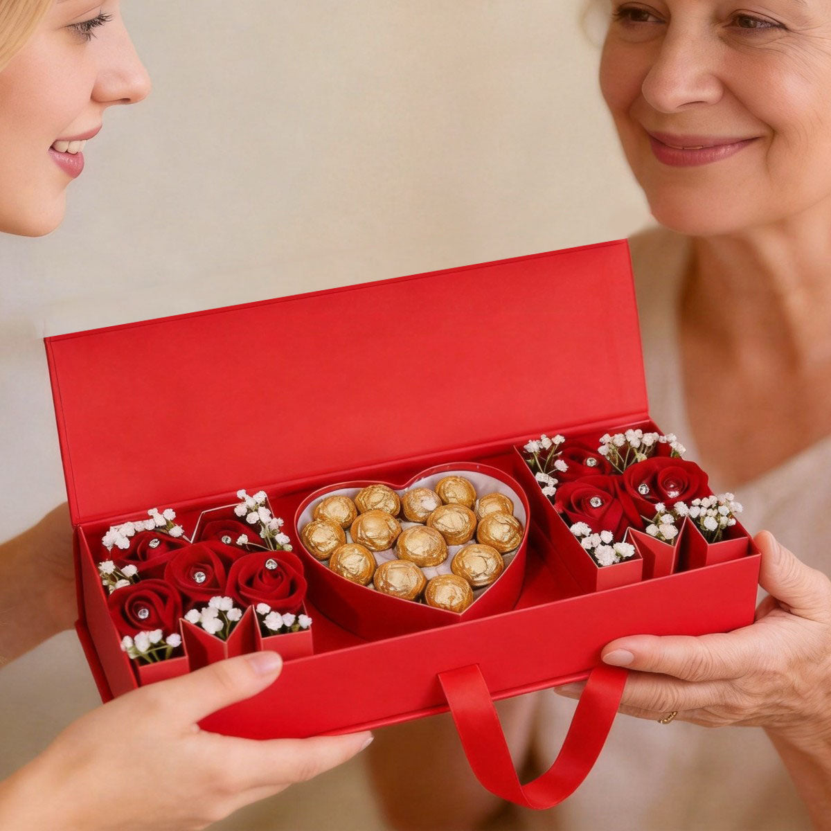 DIY Mom Gift Box, MOM Letter Shaped Fillable Cardboard Box for Mother's Day